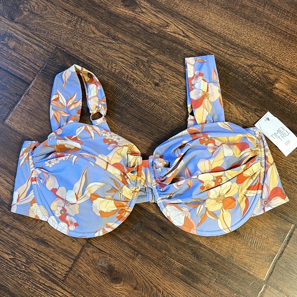 Time and Tru Women’s Plus 2-Piece Floral Print Swim Bikini Set size 3X (24W-26W) - Picture 4 of 12
